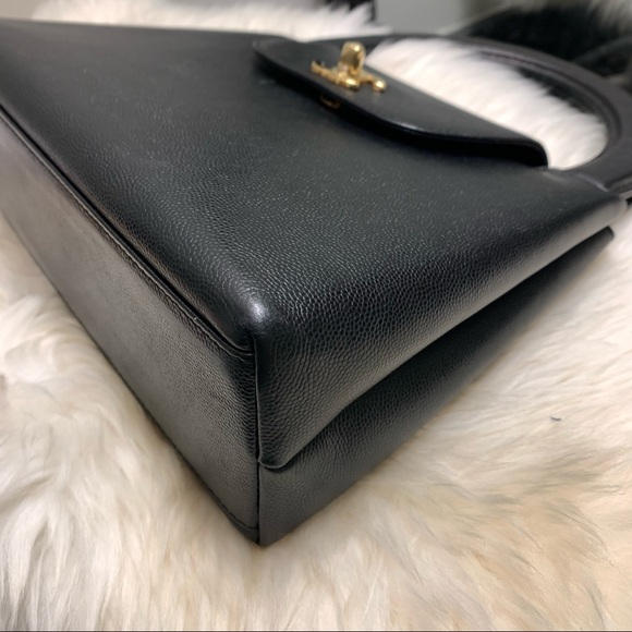 ❌SOLD❌CHANEL vintage black gold caviar leather top handle Kelly bag - Picture 4 of 9